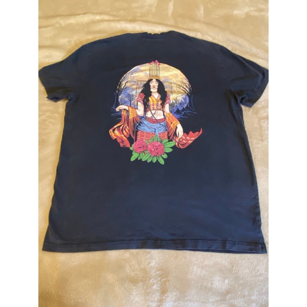Laine Graphic T Shirt Medium Inspo Hakha Chin State Myanmar Rhythminroots sku12
